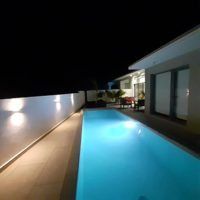 Palm Villas Sainte-Anne  Exterior photo
