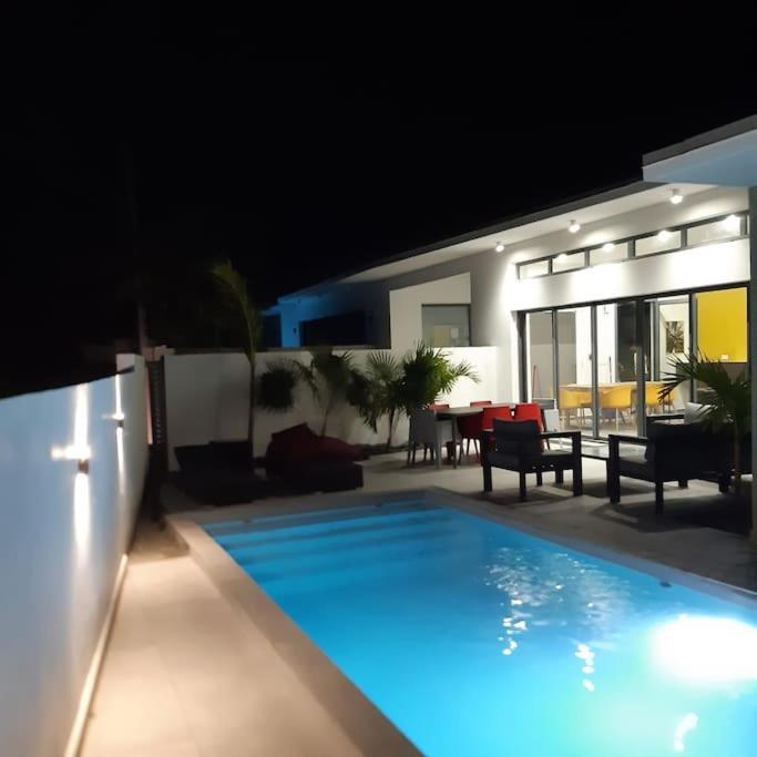 Palm Villas Sainte-Anne  Exterior photo